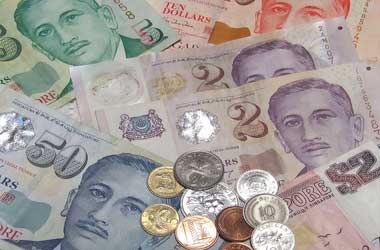 Signs of economic recovery strengthens Singapore dollar