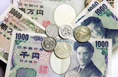 Japanese Yen Hits 9-Month Low Against US Dollar