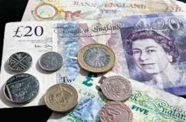 British Pound Rebounds as BoE Maintains Interest Rate